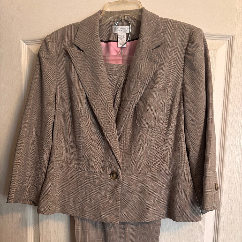 Worthington Stretch Ladies' 2-piece Suit